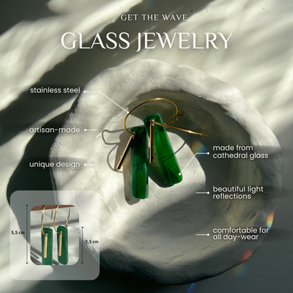 Glasohrringe Rectangle mit goldener Creole