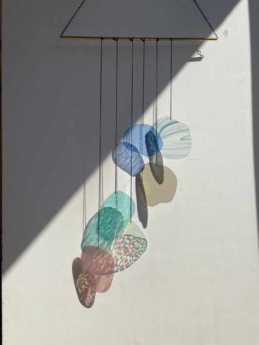 Organic Shapes: Wandkunst aus Glas in Pastellfarben