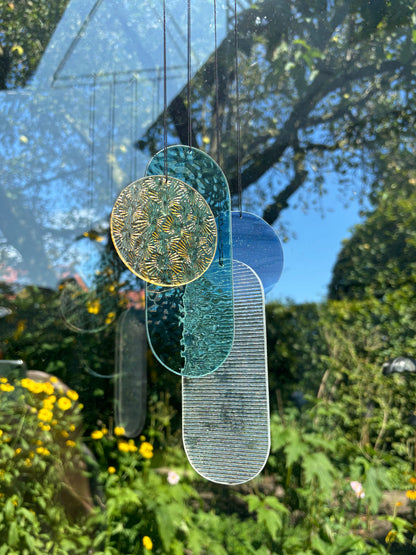 Irisierender Wandbehang im Art Déco Stil