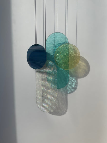 Irisierender Wandbehang im Art Déco Stil