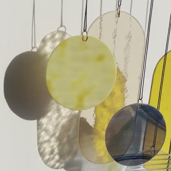 Wandbehang im Art Deco Stil, Modern Glass Art Sonnenfänger Lichtspiel mit geometrischem Glas