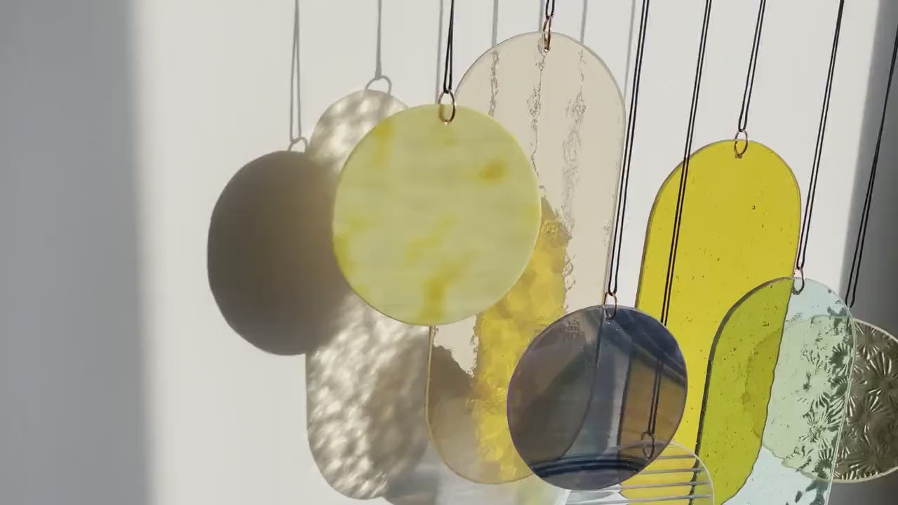 Wandbehang im Art Deco Stil, Modern Glass Art Sonnenfänger Lichtspiel mit geometrischem Glas