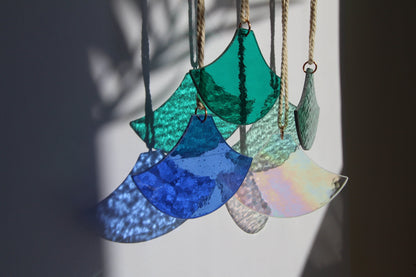 Japanische Wellen Glas. Modern Glass Art, boho Wandbehang, Gartendeko Gartenschmuck, Windspiel, Balkon Sommerdeko, Fensterdeko zum hängen