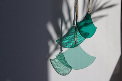 Japanische Wellen Glas. Modern Glass Art, boho Wandbehang, Gartendeko Gartenschmuck, Windspiel, Balkon Sommerdeko, Fensterdeko zum hängen