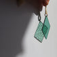 Buntglas Rauten als Fensterschmuck oder Wanddeko und Gartendeko oder Gartenschmuck